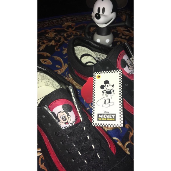 SOLD @100$ Vans X Disney, Old Skools, Mickey Mouse - Picture 3 of 5